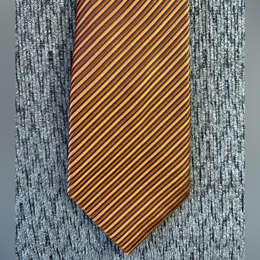 Donald J. Trump Mens Signature Collection 100% Silk Brown/Gold Striped Necktie